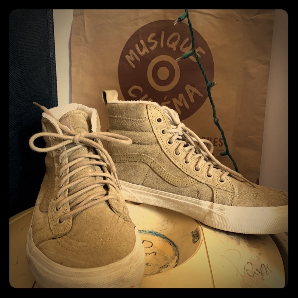 TAN HIGH TOP OLD SKOOL VANS